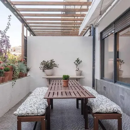 Apartment With A Terrace And Snooker Apartmán