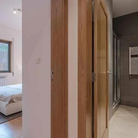Apartmán Apartment With A Terrace And Snooker