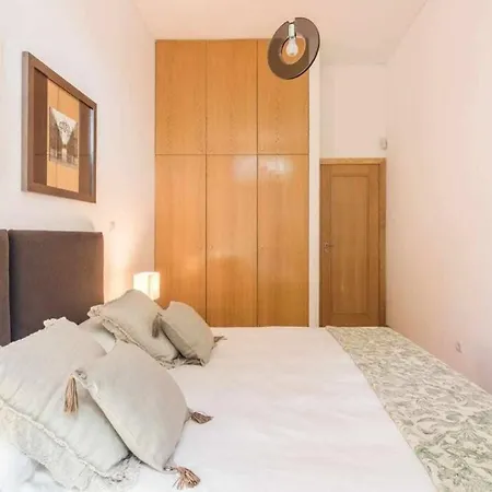 Apartment With A Terrace And Snooker Apartmán Lisboa