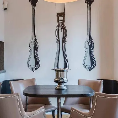 Апартаменты Apartment With A Terrace And Snooker